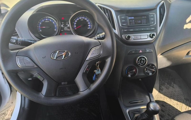 imagem-https://www.socarrao.com.br/sc-vehicle-images-prod/3085906/1789066747127-7160599_7_B_f2393cf461.jpeg