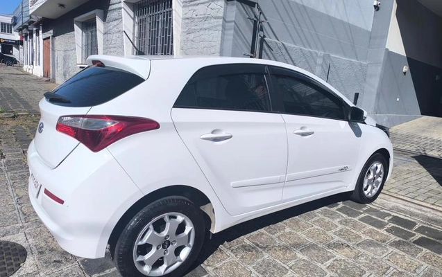 imagem-https://www.socarrao.com.br/sc-vehicle-images-prod/3085906/1789066747128-7160599_10_B_301df1ca72.jpeg