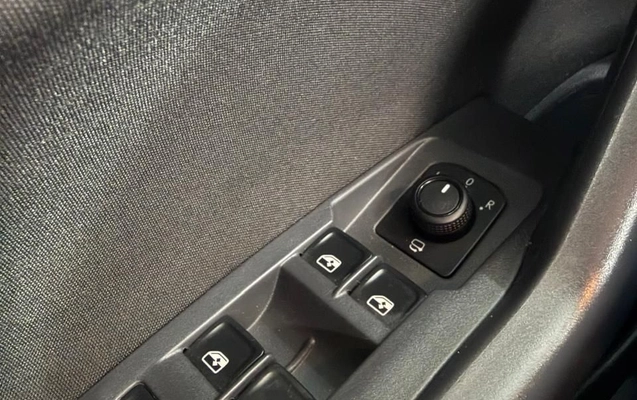 imagem-https://www.socarrao.com.br/sc-vehicle-images-prod/3085948/1789501015156-gb-162eb67.jpeg