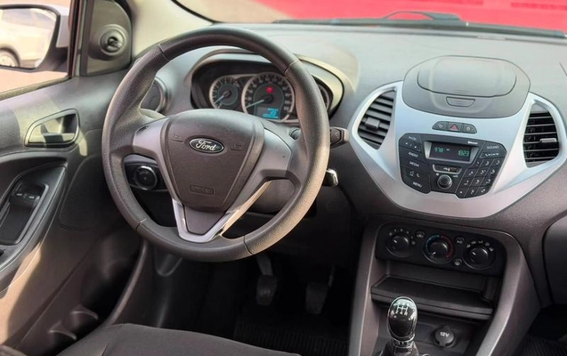 imagem-https://www.socarrao.com.br/sc-vehicle-images-prod/3086110/1790109136681-8355014_5_B_2d48ddf317.jpeg