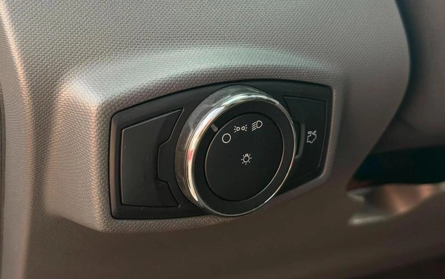 imagem-https://www.socarrao.com.br/sc-vehicle-images-prod/3086110/1790109136687-8355014_7_B_d4974ac808.jpeg