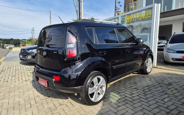 imagem-https://www.socarrao.com.br/sc-vehicle-images-prod/3086194/1786035437112-V2hhdHNBcHAgSW1hZ2UgMjAyNi0wOC0wNiBhdCAxMS41MC4yNyAoNSkuanBlZw.jpeg