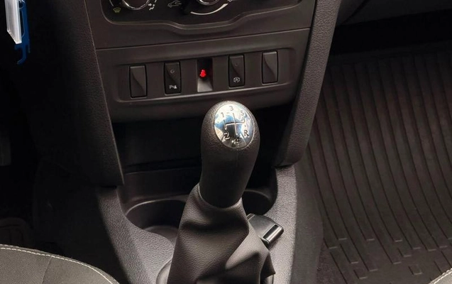 imagem-https://www.socarrao.com.br/sc-vehicle-images-prod/3086364/1786804182337-8327258_1_B_a2353ff9f4.jpeg