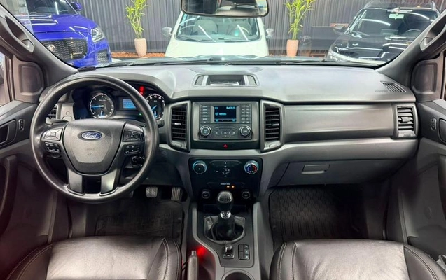 imagem-https://www.socarrao.com.br/sc-vehicle-images-prod/3086429/1786036266998-8323916_9_B_2a07aab7f2.jpeg