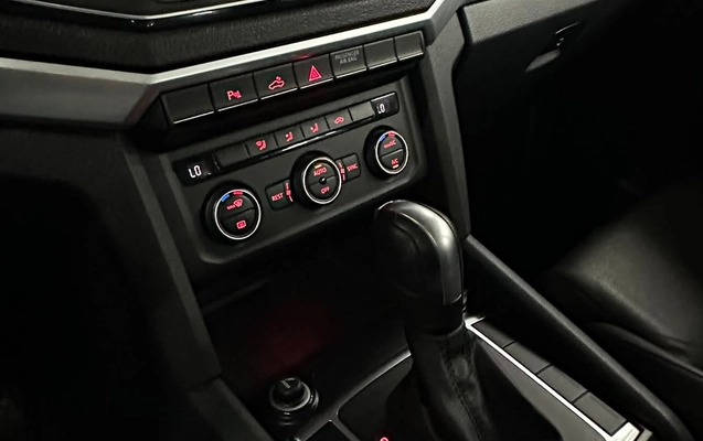 imagem-https://www.socarrao.com.br/sc-vehicle-images-prod/3086603/1786036577472-e29d747d-adb8-4c7c-9b2e-4a25a6a44bbd.jpg