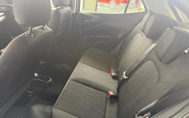 imagem-https://www.socarrao.com.br/sc-vehicle-images-prod/3086628/1786038073158-8335371_5_B_7904b0f3b1.jpeg