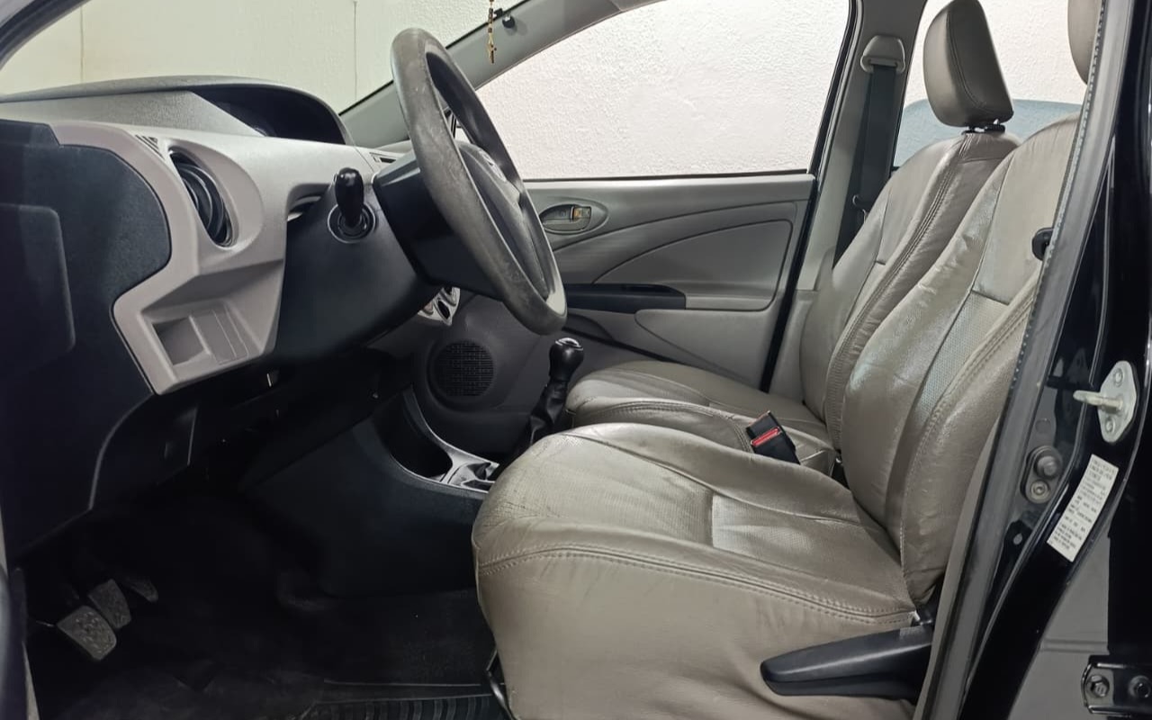 imagem-https://www.socarrao.com.br/sc-vehicle-images-prod/3087249/1786038347010-MTUuanBn.jpg