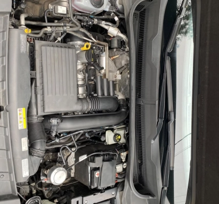 imagem-https://www.socarrao.com.br/sc-vehicle-images-prod/3087383/1789745710137-integration-api-1brCFwelz6xAv9M7a0pCI9bANGNFotde.jpg
