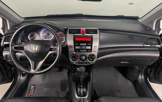 imagem-https://www.socarrao.com.br/sc-vehicle-images-prod/3087766/1789422483565-8355355_12_B_86cc706f0e.jpeg