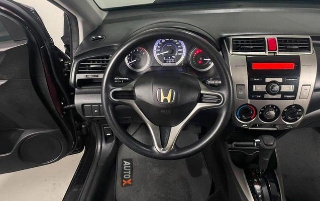 imagem-https://www.socarrao.com.br/sc-vehicle-images-prod/3087766/1789422483571-8355355_14_B_c31ced8ad0.jpeg