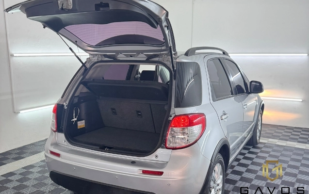 imagem-https://www.socarrao.com.br/sc-vehicle-images-prod/3087811/1788542802548-WQEOAA8tKgm2VM0J0oRzjhgrCOzRSik5.jpg