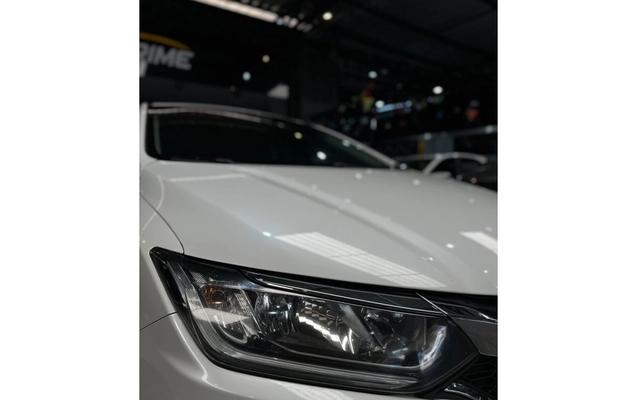 imagem-https://www.socarrao.com.br/sc-vehicle-images-prod/3088237/1786040811285-14_070217.jpg