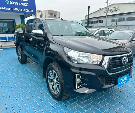 Toyota Hilux 2020 Preto — foto 1 de 3
