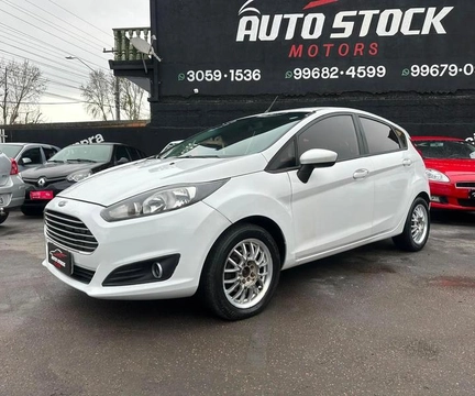 Ford EcoSport 2015 Branco — foto 1 de 3