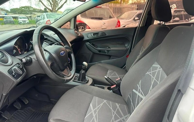 imagem-https://www.socarrao.com.br/sc-vehicle-images-prod/3088344/1786041403489-8332179_5_B_becc62a243.jpeg