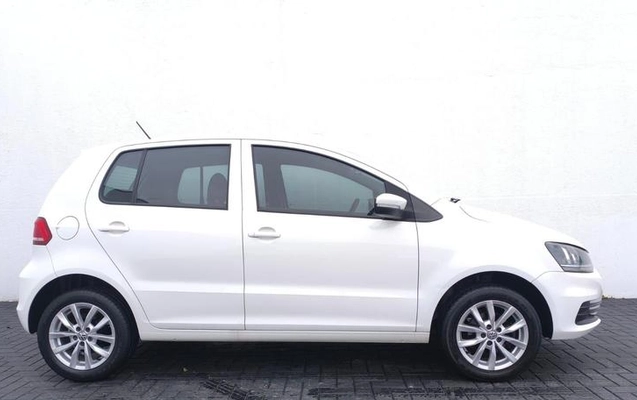 imagem-https://www.socarrao.com.br/sc-vehicle-images-prod/3088467/1786114195641-8355734_24_B_665d315d3a.jpeg