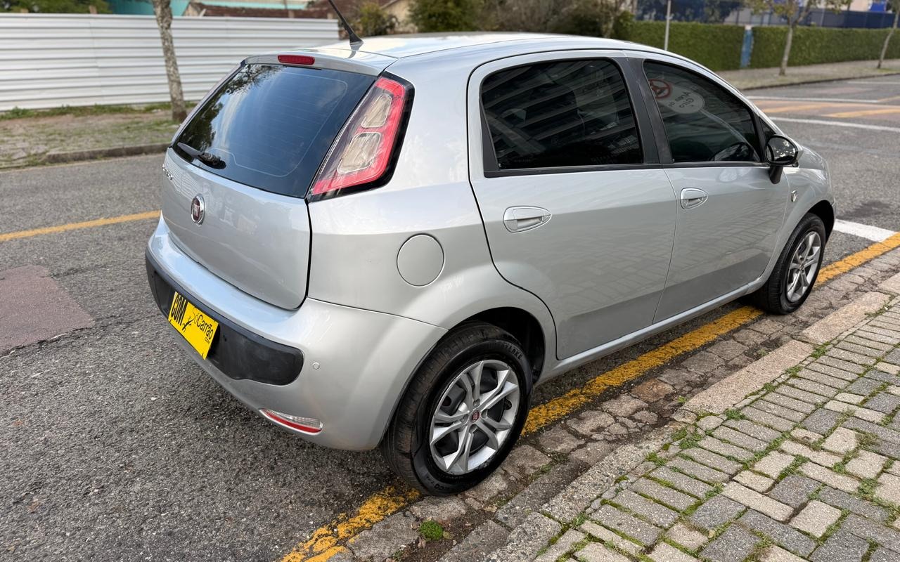 imagem-https://www.socarrao.com.br/sc-vehicle-images-prod/3088762/1786724465916-Ni5qcGVn.jpeg