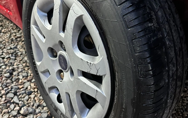 imagem-https://www.socarrao.com.br/sc-vehicle-images-prod/3088871/1786042600080-003_f320ecead356c0d2116b47fb44f2eb52.jpeg