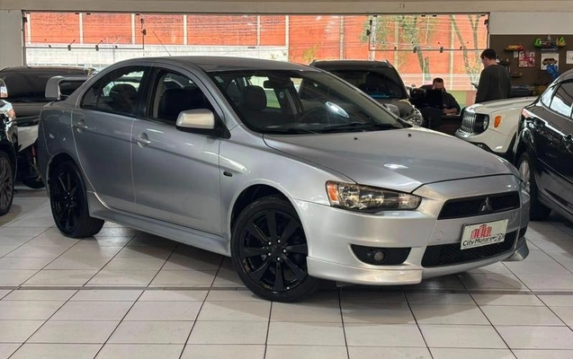 imagem-https://www.socarrao.com.br/sc-vehicle-images-prod/3088940/1787686144276-8355165_13_B_9f372960d9.jpeg
