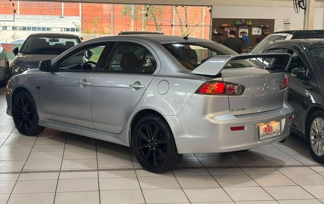 imagem-https://www.socarrao.com.br/sc-vehicle-images-prod/3088940/1787686144286-8355165_9_B_83adb04747.jpeg