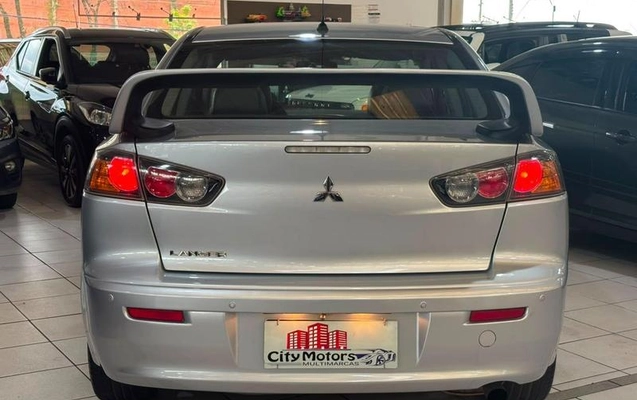 imagem-https://www.socarrao.com.br/sc-vehicle-images-prod/3088940/1787686144287-8355165_0_B_299530e57f.jpeg
