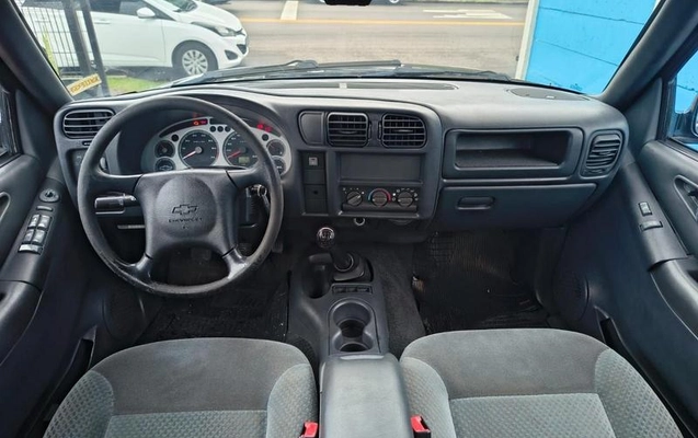 imagem-https://www.socarrao.com.br/sc-vehicle-images-prod/3089028/1789475249189-8355582_3_B_30fea97a63.jpeg