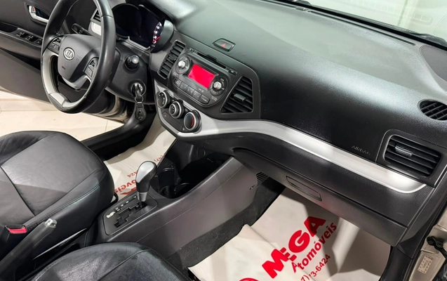imagem-https://www.socarrao.com.br/sc-vehicle-images-prod/3089081/1788803747016-bd9f77a7944f41609f9f8c51c0fa426d_1786043036132.jpg