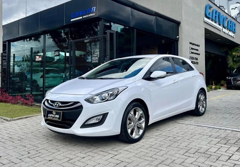 Hyundai i30 1.8 16V Aut. 5p 2015 Branco — foto 1 de 3