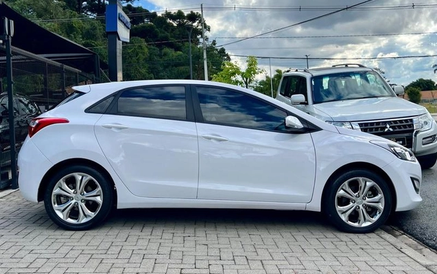 imagem-https://www.socarrao.com.br/sc-vehicle-images-prod/3089232/1786725476506-8232241_18_B_041d20f7ea.jpeg