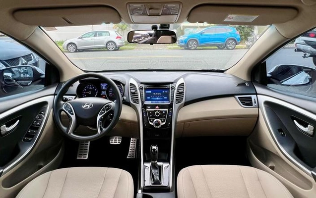 imagem-https://www.socarrao.com.br/sc-vehicle-images-prod/3089232/1786725476526-8232241_7_B_0665daa3aa.jpeg