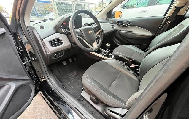 imagem-https://www.socarrao.com.br/sc-vehicle-images-prod/3089400/1786044003829-8355969_2_B_9c907c83b1.jpeg