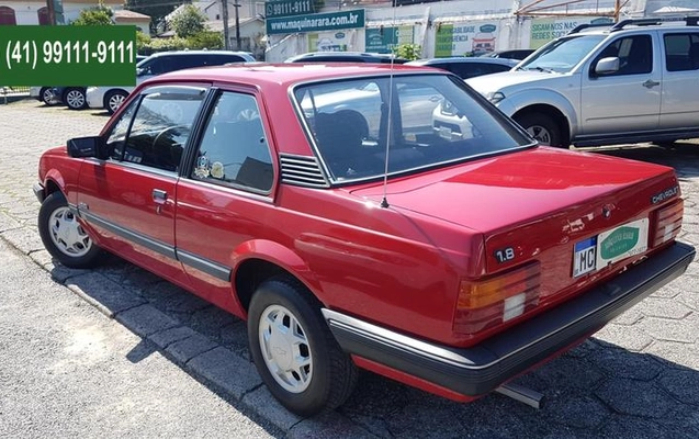 imagem-https://www.socarrao.com.br/sc-vehicle-images-prod/3090153/1786468029907-8356283_5_B_a709a9c508.jpeg
