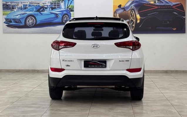 imagem-https://www.socarrao.com.br/sc-vehicle-images-prod/3090347/1788441714066-8246759_3_B_e101f72317.jpeg