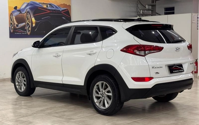 imagem-https://www.socarrao.com.br/sc-vehicle-images-prod/3090347/1788441714069-8246759_4_B_cab03659d3.jpeg