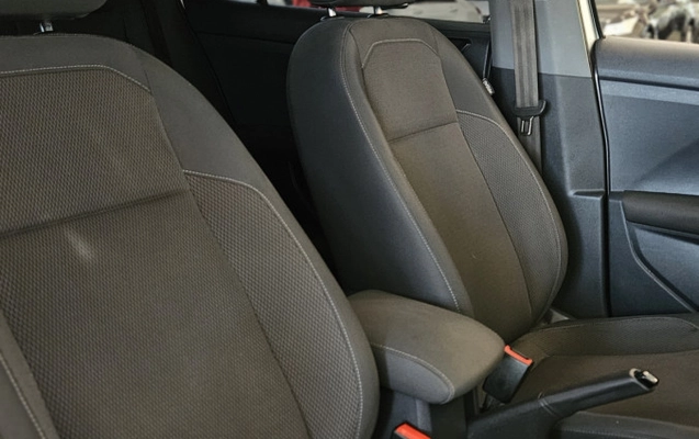 imagem-https://www.socarrao.com.br/sc-vehicle-images-prod/3090436/1786046718200-kilLNTevt5jNBohCsPsSUAITfUrIo1eu.jpg