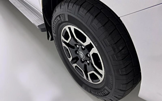 imagem-https://www.socarrao.com.br/sc-vehicle-images-prod/3090537/1789583281024-8246462_13_B_7e48c127ad.jpeg