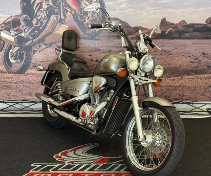 Honda VT 600 C SHADOW 2001 Prata — foto 1 de 3