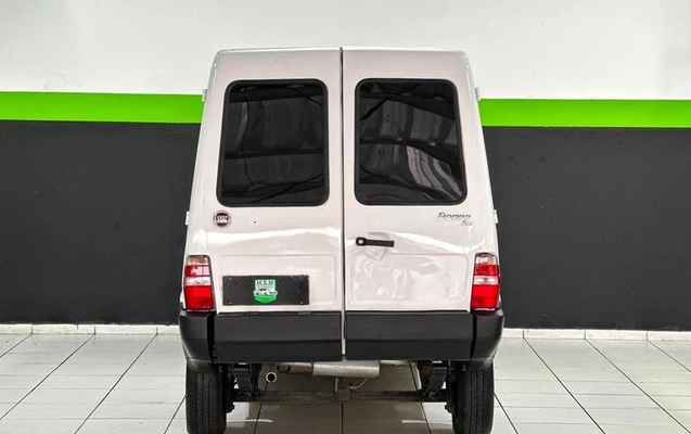 imagem-https://www.socarrao.com.br/sc-vehicle-images-prod/3090765/1788556465745-8233608_7_B_03f9aa08d6.jpeg