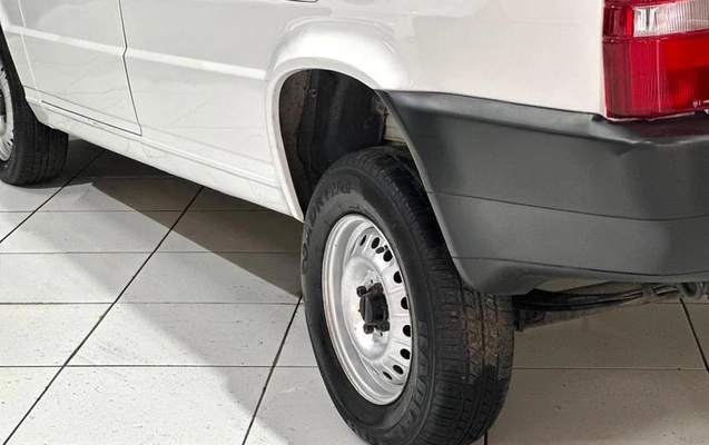 imagem-https://www.socarrao.com.br/sc-vehicle-images-prod/3090765/1788556465765-8233608_13_B_38335bbdad.jpeg