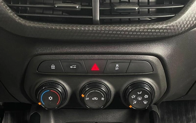 imagem-https://www.socarrao.com.br/sc-vehicle-images-prod/3090865/1789069099968-8356492_9_B_596e724a57.jpeg