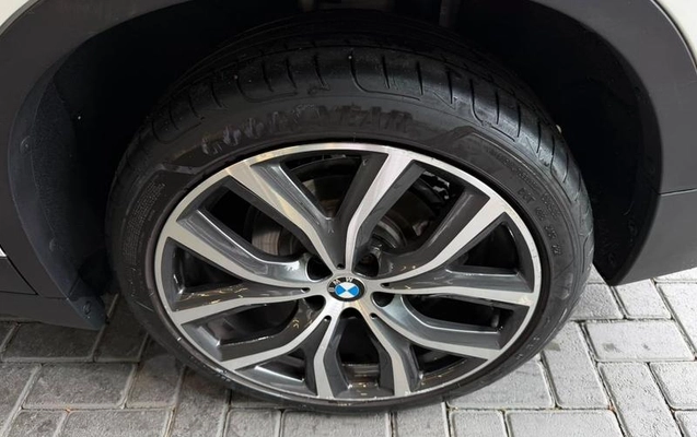 imagem-https://www.socarrao.com.br/sc-vehicle-images-prod/3091068/1787574127424-8350281_19_B_b323671394.jpeg