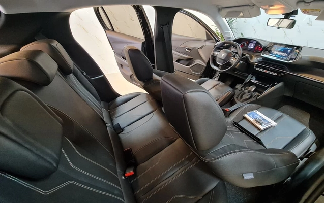 imagem-https://www.socarrao.com.br/sc-vehicle-images-prod/3091160/1786632517848-OC5qcGVn.jpeg