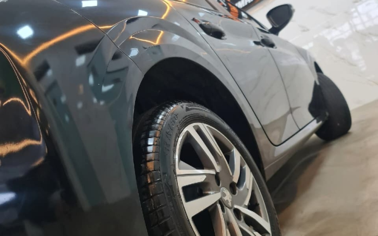 imagem-https://www.socarrao.com.br/sc-vehicle-images-prod/3091160/1786632518456-MTguanBlZw.jpeg