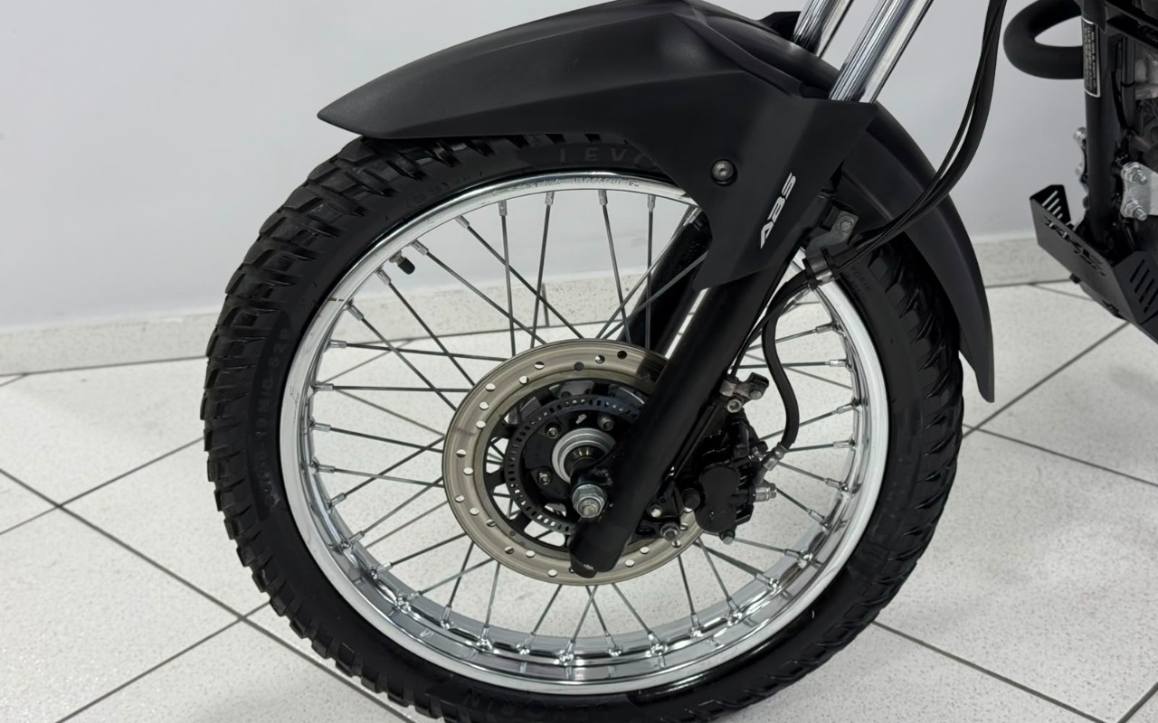 imagem-https://www.socarrao.com.br/sc-vehicle-images-prod/3091397/1786049630889-V2hhdHNBcHAgSW1hZ2UgMjAyNi0wOC0wMSBhdCAxMC4wMS4xOCAoNSkuanBlZw.jpeg