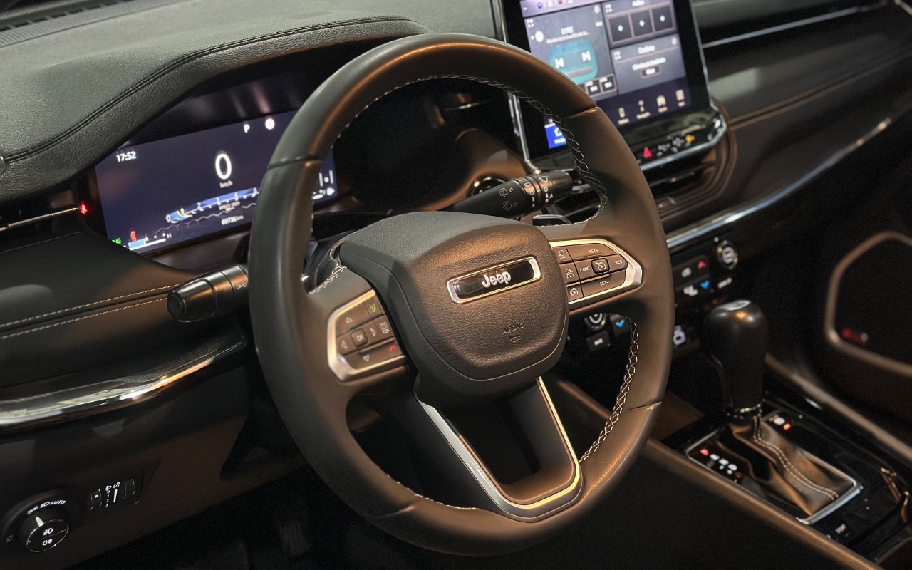 imagem-https://www.socarrao.com.br/sc-vehicle-images-prod/3092102/1786051874582-SU1HXzg4NjYuanBlZw.jpeg