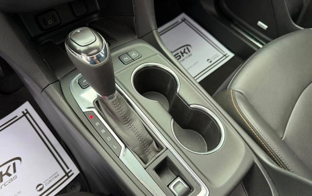 imagem-https://www.socarrao.com.br/sc-vehicle-images-prod/3092510/1786053251978-MTJDNDQ3NkQtNzc3QS00QkRBLTlGRjUtNTJGRDYxQjA4RDM1LmpwZWc.jpeg