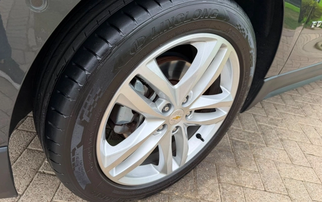 imagem-https://www.socarrao.com.br/sc-vehicle-images-prod/3092510/1786053252197-OEUwRTRGODItOThBQy00MzlCLUE0QTctRkJCOUQ5NDg3RjdGLmpwZWc.jpeg