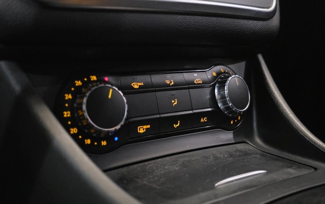 imagem-https://www.socarrao.com.br/sc-vehicle-images-prod/3092790/1786054195640-1_050648.jpg