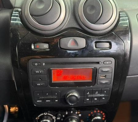imagem-https://www.socarrao.com.br/sc-vehicle-images-prod/3092892/1789334071309-8357066_8_B_4efe278e8e.jpeg