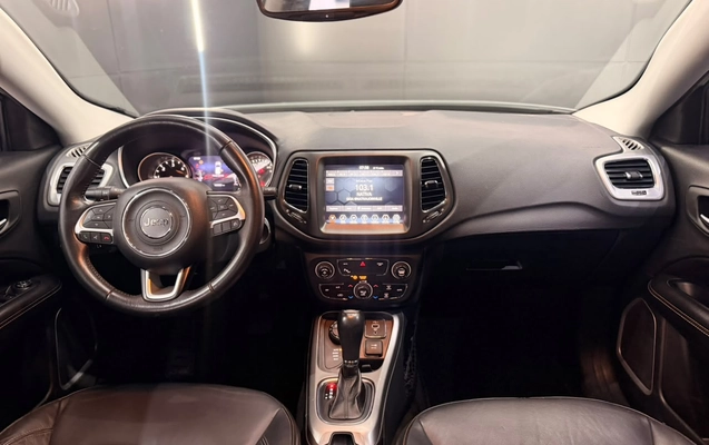 imagem-https://www.socarrao.com.br/sc-vehicle-images-prod/3093170/1788542383887-003_8f26ae70eb542cdbd8abe16ce577f4c2.jpeg